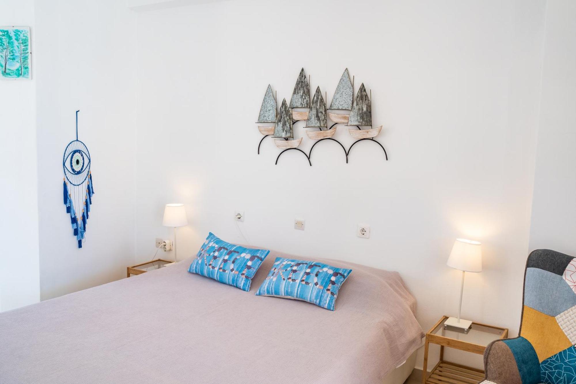 Mimis & Connie 2 Apartment Карпатос Екстериор снимка